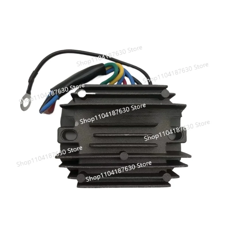

Voltage Regulator 12V 15533-64600 H1550-64600 76611-55440 for Tractor B8200D B8200HST-D B8200E +