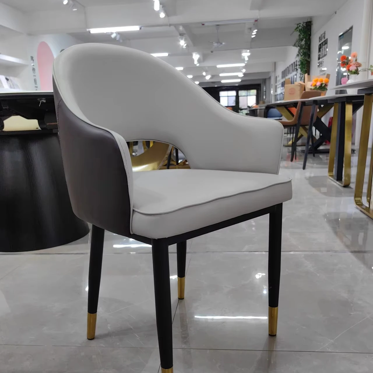 Modern Minimalist Dining Chairs Simple Leather Design for Restaurant Study Hotel Casual Negotiation Dresser Stools