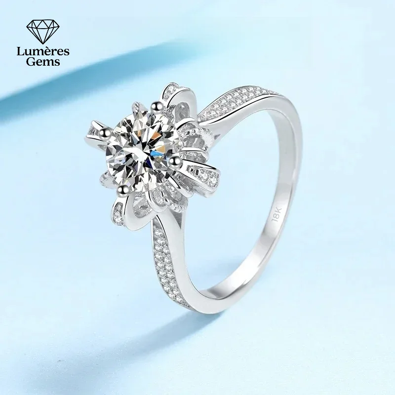 

1CT Moissanite Diamond Ring for Women 18K White Gold VVS1 D Color Classic Brilliant Wedding Band Crown Design Engagement Ring