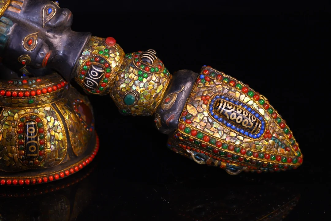 

15"Old Xizang Folk Collection Old Natural Meteorite Mosaic Gem gZi Beads Shell Hayagriva Buddha Head Vajra Phurpa Town House