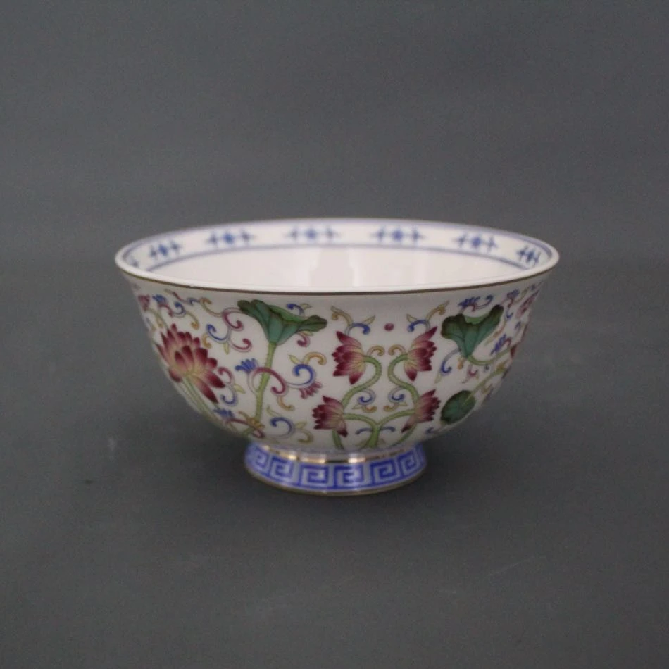 

New Year's famille rose small lotus leaf lotus bowl craft home decoration porcelain antique collection