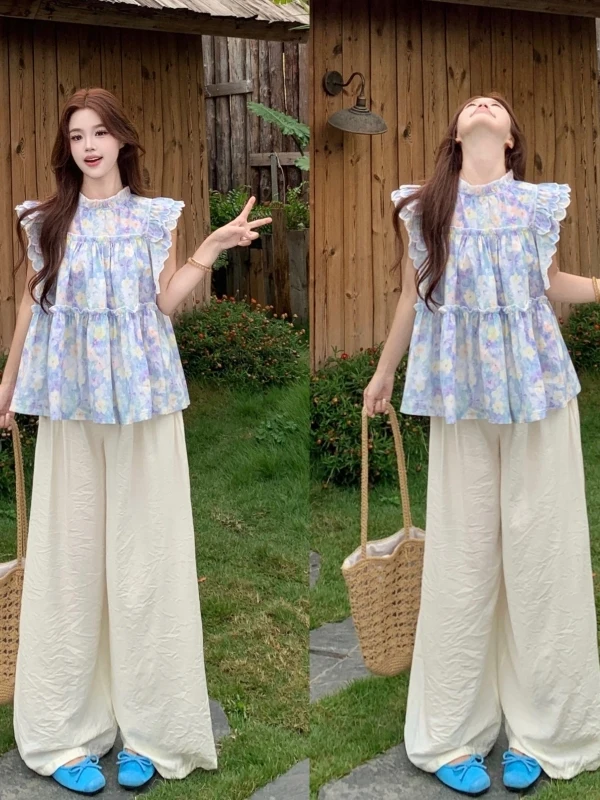 

Casual Summer Outfit for plus Size Women Floral Print Top with Pleated Sleeve Wide Leg Pants Set in off White Loose Fit