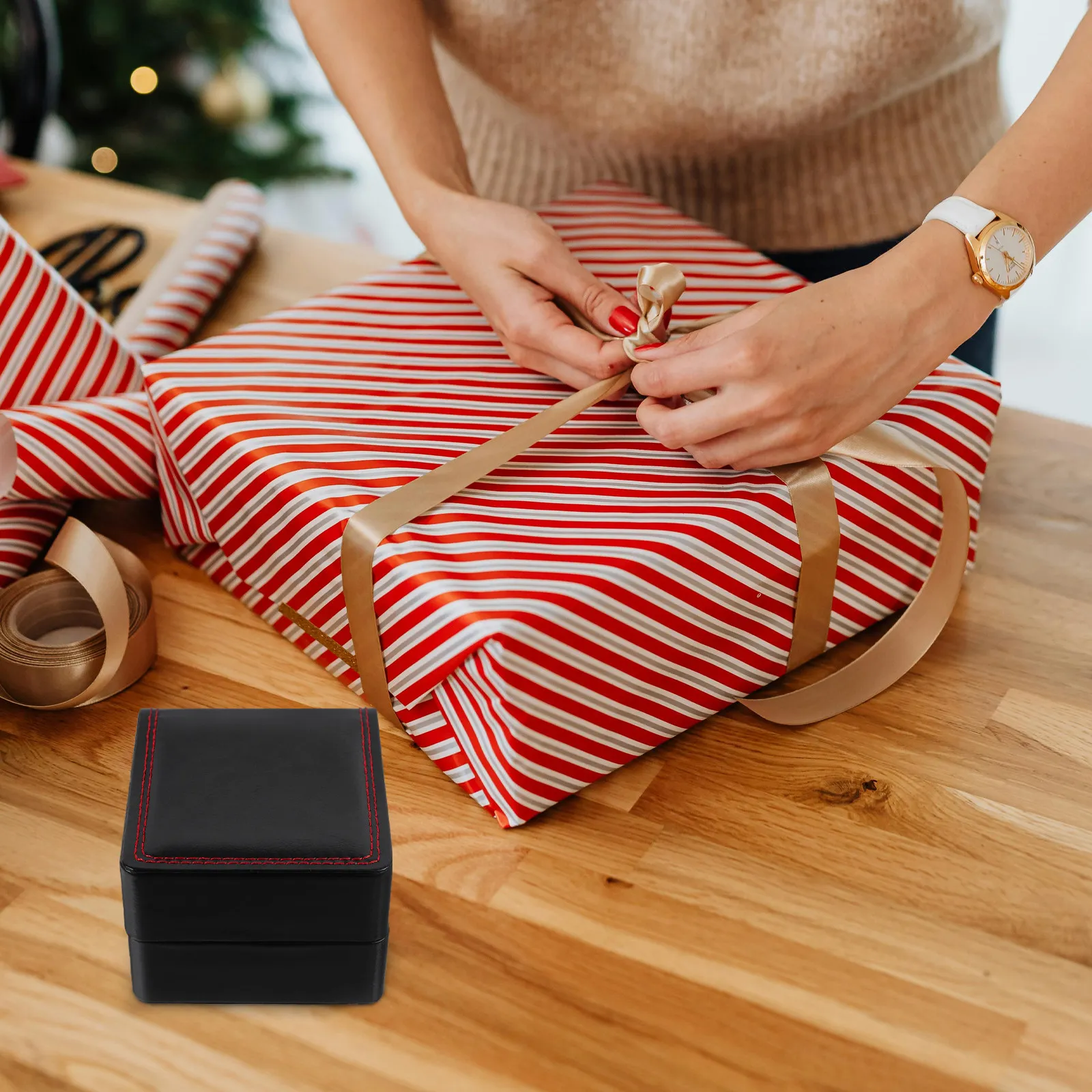 

Премиум-футляр для часов из ПУ-кожи, односекционный, класса люкс, с выдвижной подушкой-органайзером, для демонстрации ювелирных изделий, подарочный, чисто черный, мужской