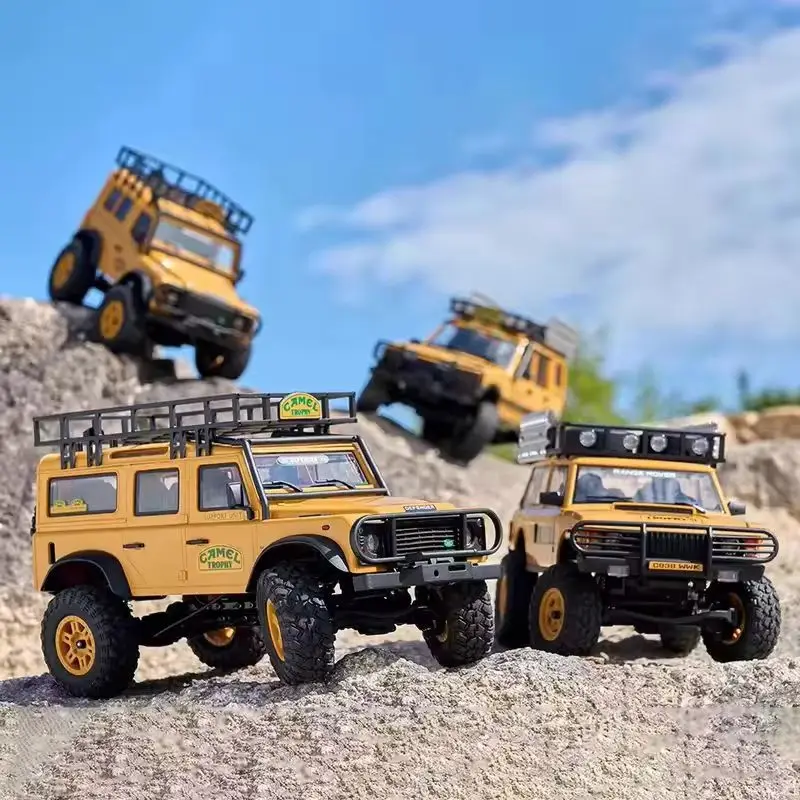 In Stock Fms 1:24 Fcx24m Camel Cup Simulation Defender 90/110 First Generation Range Rover Discovery Climbing Off Road Vehicle