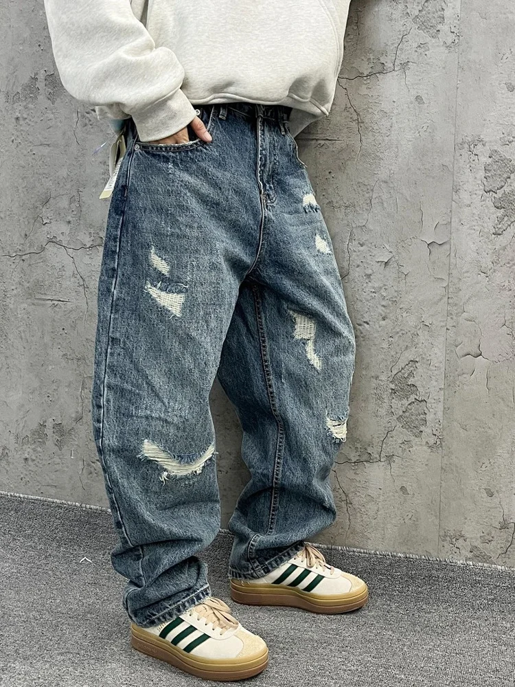 

Retro American Waed Smiling Face Destroyed Patch Loose Micro Cone Denim Jeans Men Women Casual Straight Leg Pants