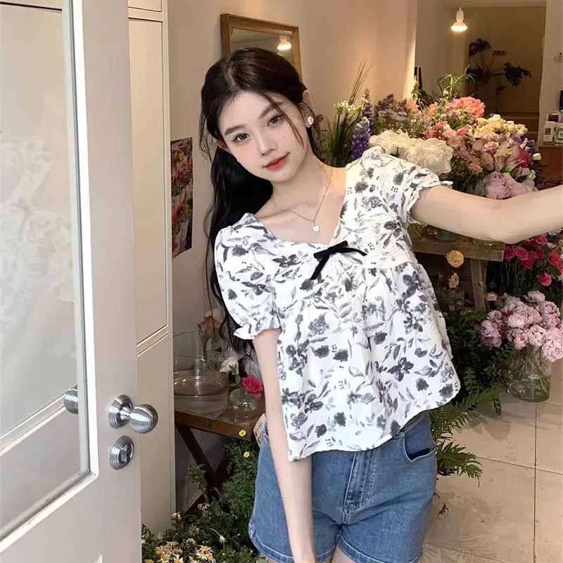 

Vintage Print Loose All-match Shirt Tops Summer New Sweet V Neck Short Sleeve Cute Korean Blouse Fashion Casual Women Clothing
