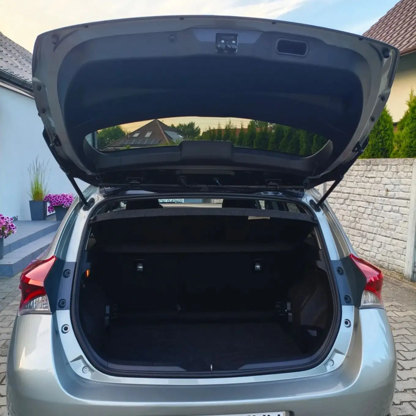 Entretoises automatiques avec ressorts pour Toyota Auris (E180) hayon 2012 – 2018, Supports de levage de coffre de hayon arrière, tige d'amortisseur de choc