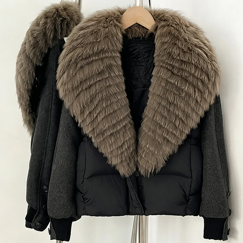 Women's Oversized Winter Down Coat Fur Collar Down Jacket with Pockets Quilted Insulated Windproof Street Style for Daily Wear
