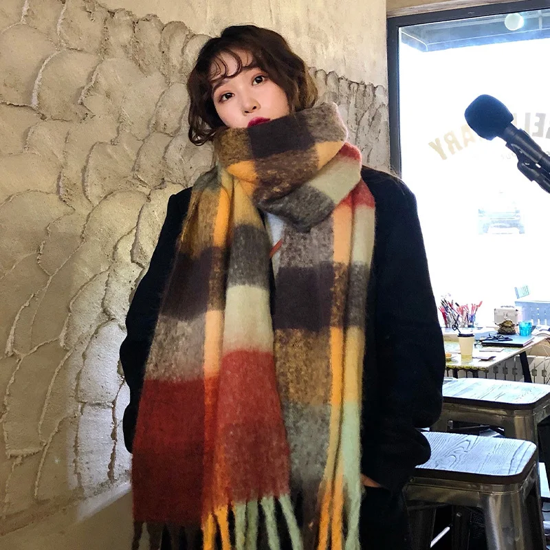 

Cashmere Shawls in Autumn and Winter Fashion Colored Chequered Scarf Warms Students Men and Women Thicker Tassel Plaid Scarves