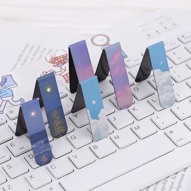 2pcs/pack Magnetic Bookmark Beautiful Scenery Clouds Simple Literary Pattern Bookmark Reading Tool School Office Supplies