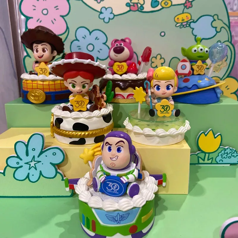 Miniso Toy Story Surprise Party Series صندوق أعمى قابل للجمع لعبة وودي جيسي هدية لعبة تمثال عرض عصرية