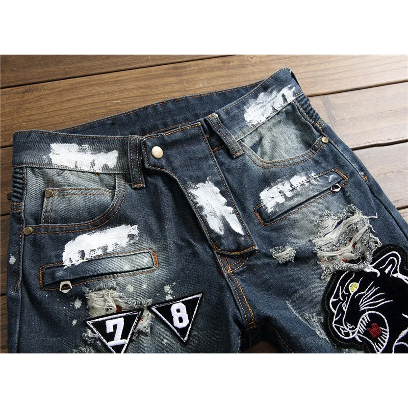 Pantalones vaqueros de costura de moda para hombre, pantalones de lápiz delgados bordados Retro, pantalones largos de motocicleta de calle con personalidad