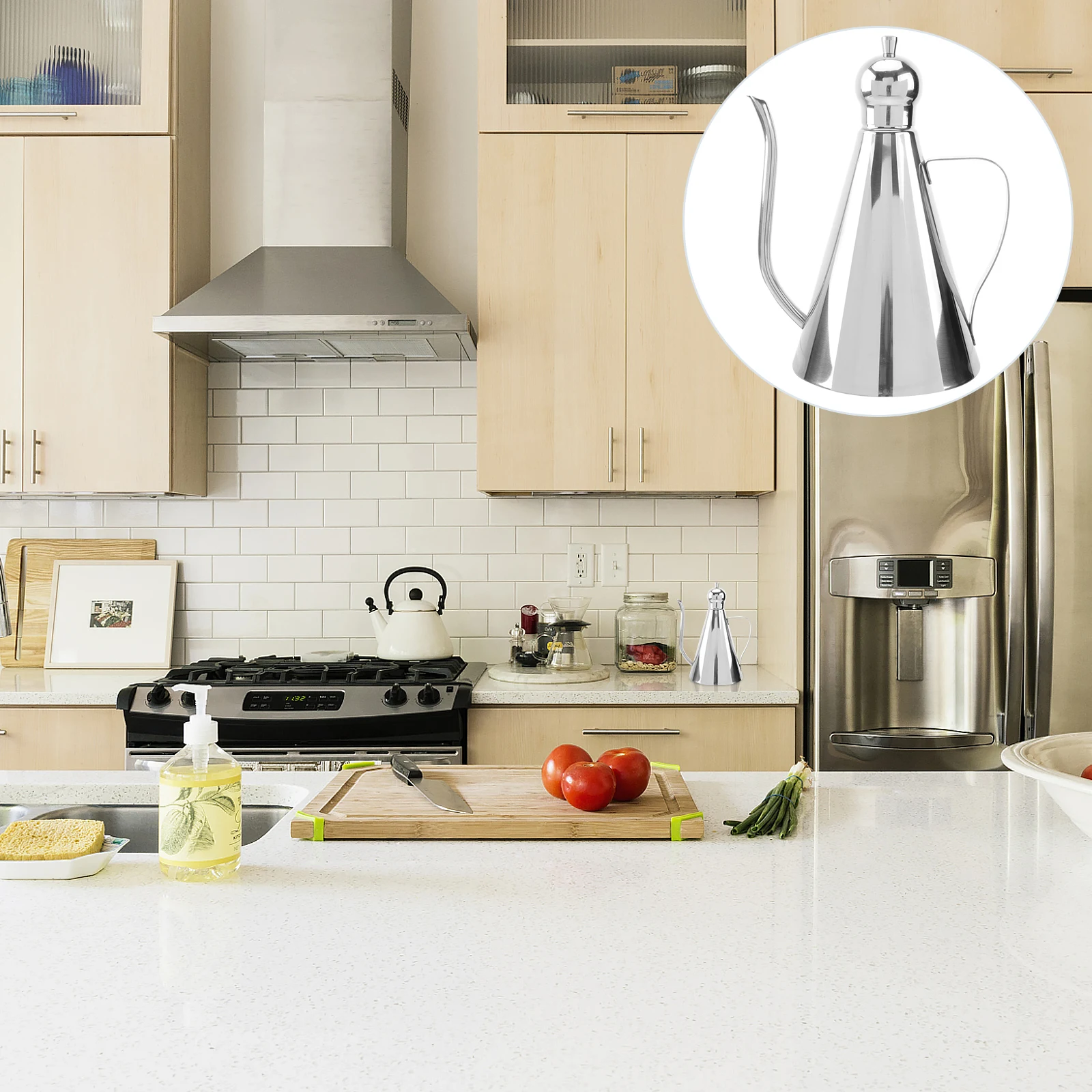 

304 Stainless Steel Oil Dispenser Leakproof Condiment Bottle Vinegar Soy Sauce Container Dust-Proof Cover for Kitchen