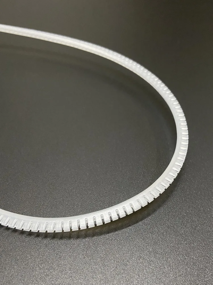 Moveable Bushi White PE Material Insulation Protection Line Guards Free Fit Cable Outlets Cover Shell Case for Electronic Device