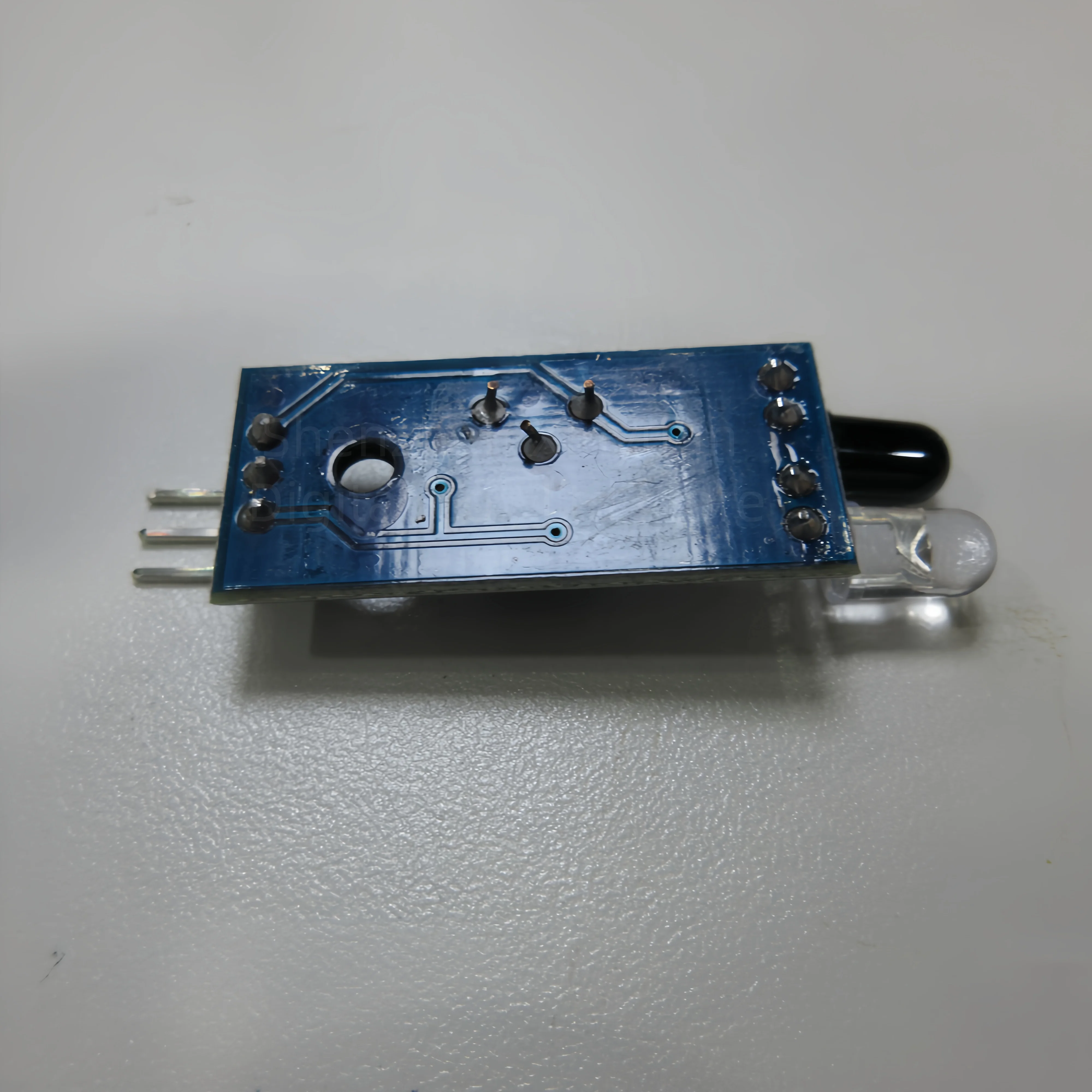 LM393 Intelligent Photoelectric Reflection Infrared Obstacle Avoidance Sensor Module