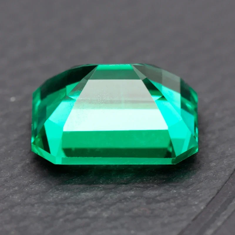 

L-Lab Grown Columbia Emeralds Hydrothermal Hand Cutting Emerald Cut With Cracks Inclusions Inside Selectable Certificate