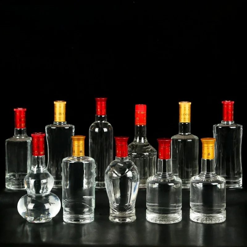 Sealed Glass Empty Liquor Bottle for Home Use 500ml One Pound Packaged Bottle Traditional Chinese Style Pure Color Design