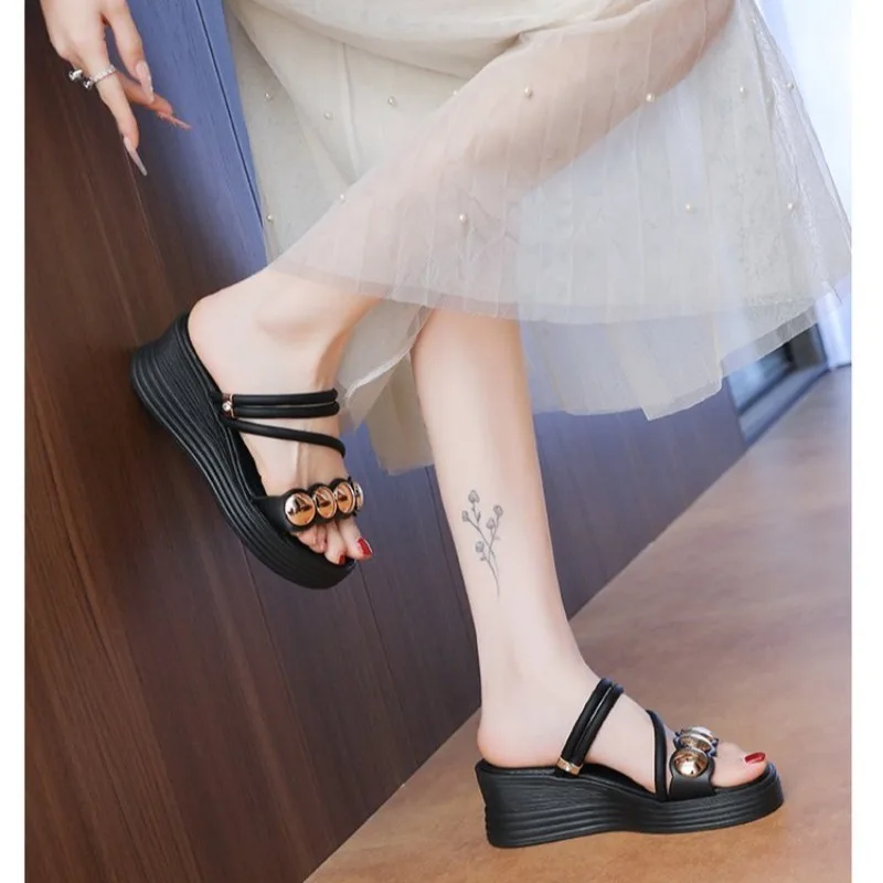 Summer Sandal 2026 Women's Sponge Cake Casual Flip Flops Fashion  Beach Platform Shoes