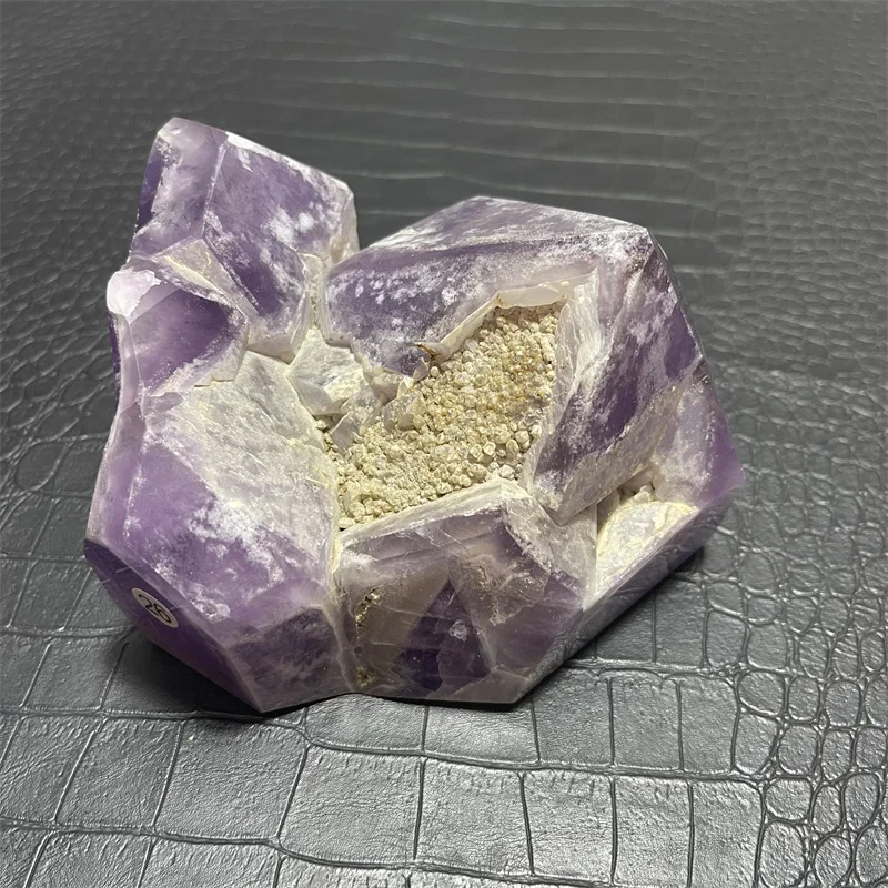 

1145g Natural Purple Amethyst Quartz Crystal Wand Point Obelisk Healing