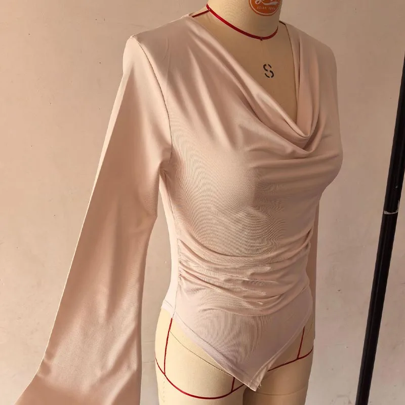 الملابس النسائية شيك عدم التماثل مثير كم طويل تي شيرت ربيع الخريف موضة سليم الصلبة بلوزات على شكل حرف v سيدة عادية Y2k البلوفرات #2