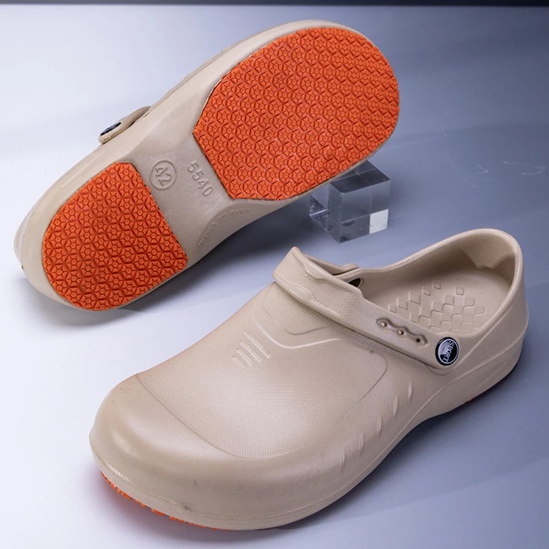 Men's One-Piece Eva Fully Waterproof and Oil-Proof Professional Non-Slip Chef Shoes Work Sandals