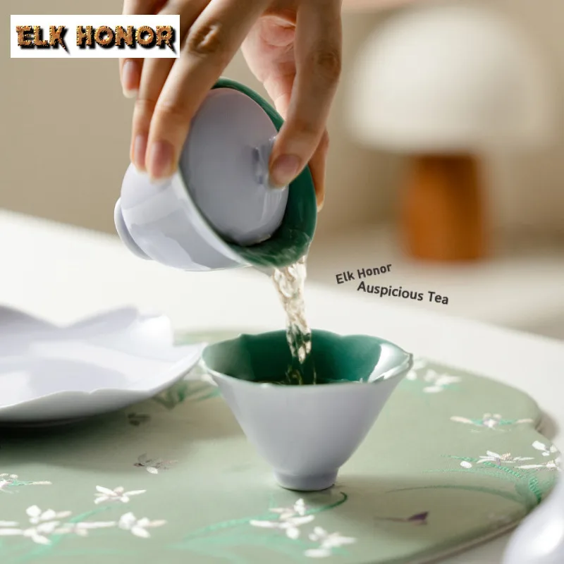 110ml Taro Paste Purple Cute Rabbit Gaiwan Luxury Tea Tureen Tea Bowl With Lid Kit Tea Brewing Cover Bowl Teaware Collection Set