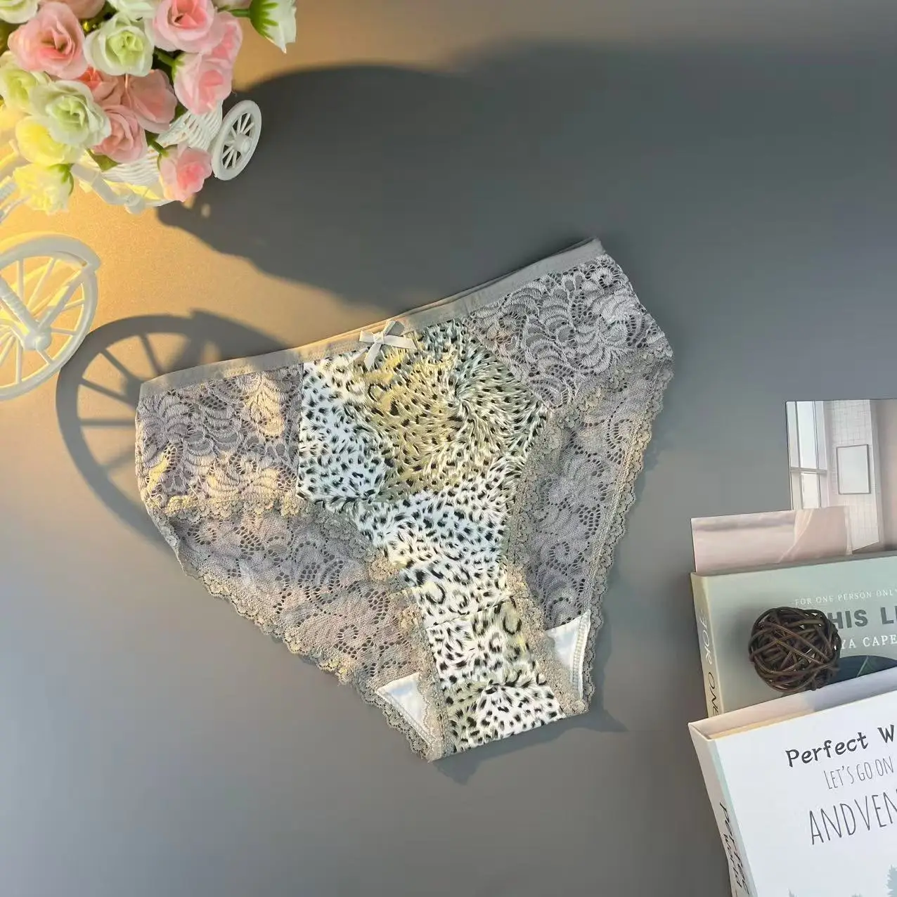 20 ชิ้น [ชุดชั้นในสตรี] กางเกงในผู้หญิงไซส์ใหญ่ ผ้าฝ้ายไร้ตะเข็บ ลายเสือดาว สวมใส่สบาย ระบายอากาศได้ดี แบบกลางต้นขา