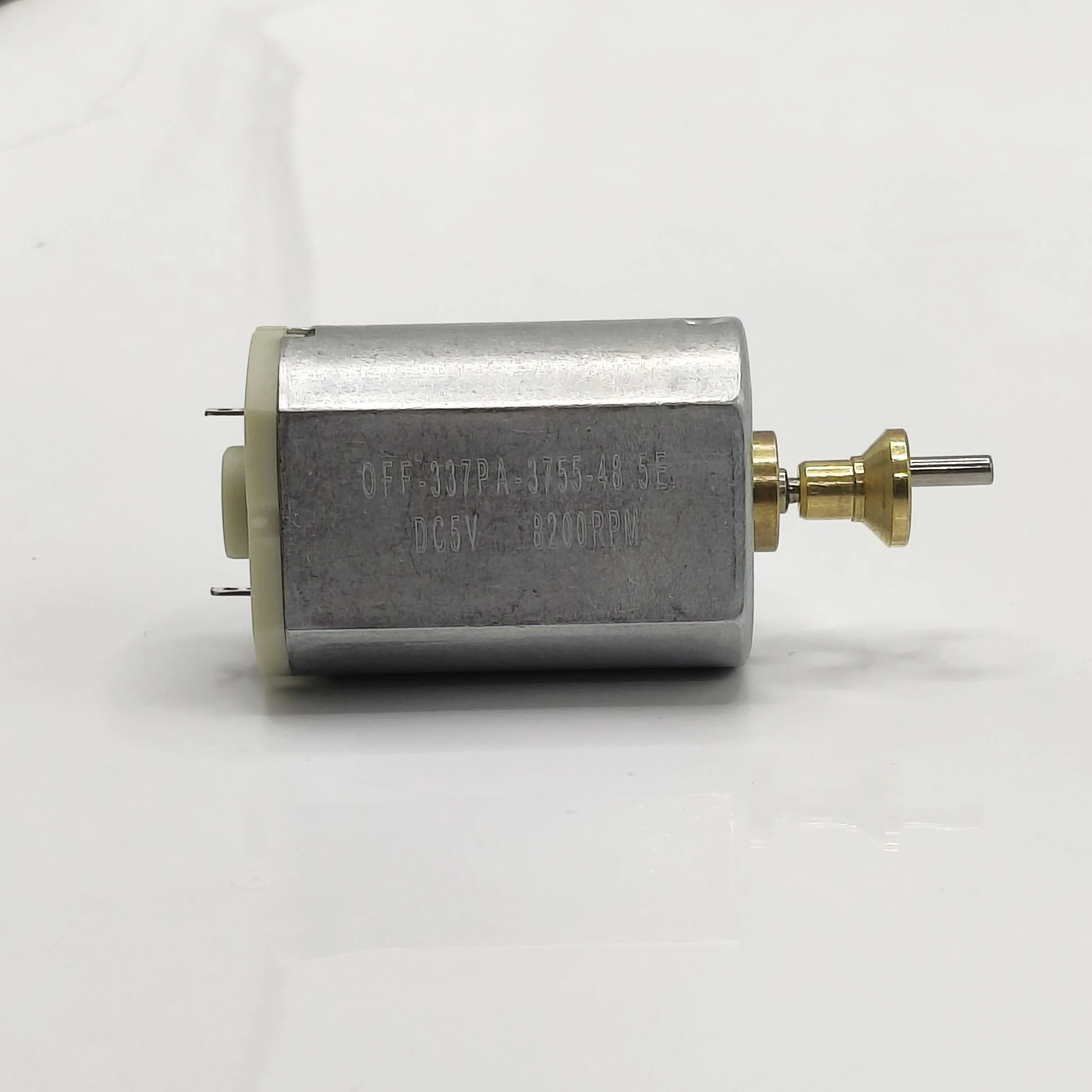 5V 20C Motor 8200 U/min Professioneller Haarschneidemaschinenmotor Geeignet für M5 M5F P800 P800F Spezielles Motorzubehör