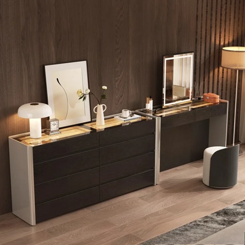 Nordic Modern Minim…