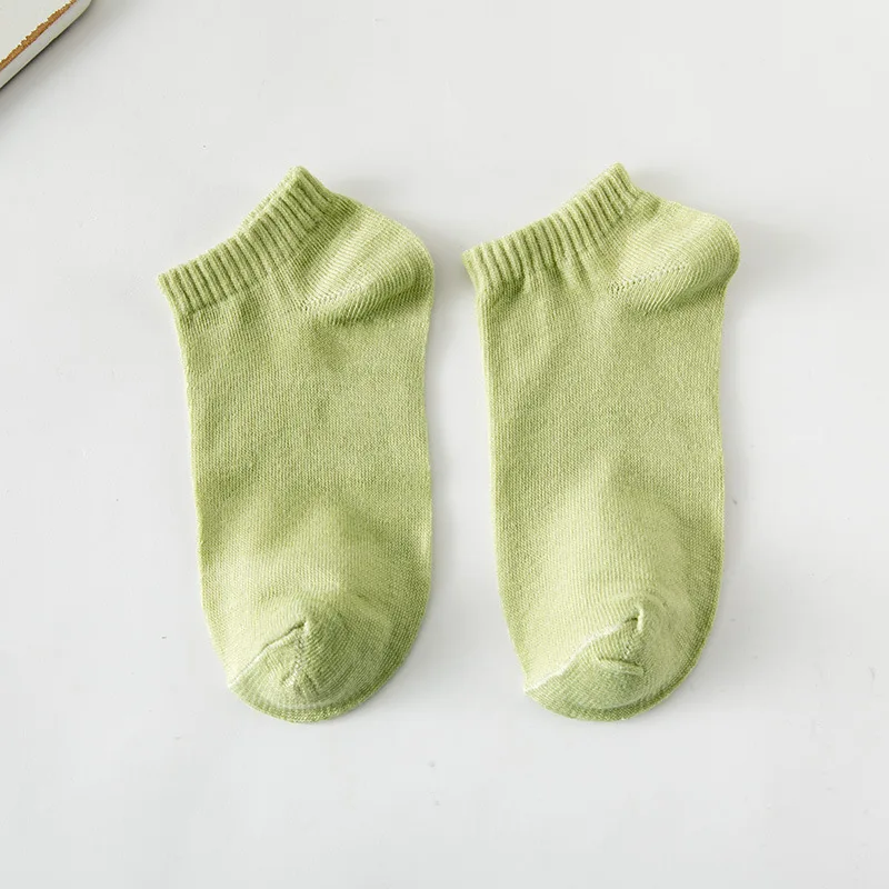 10 Pairs of Random Women's Solid Color Spring and Autumn Versatile Casual Boat Socks, Breathable and High Aesthetic Value