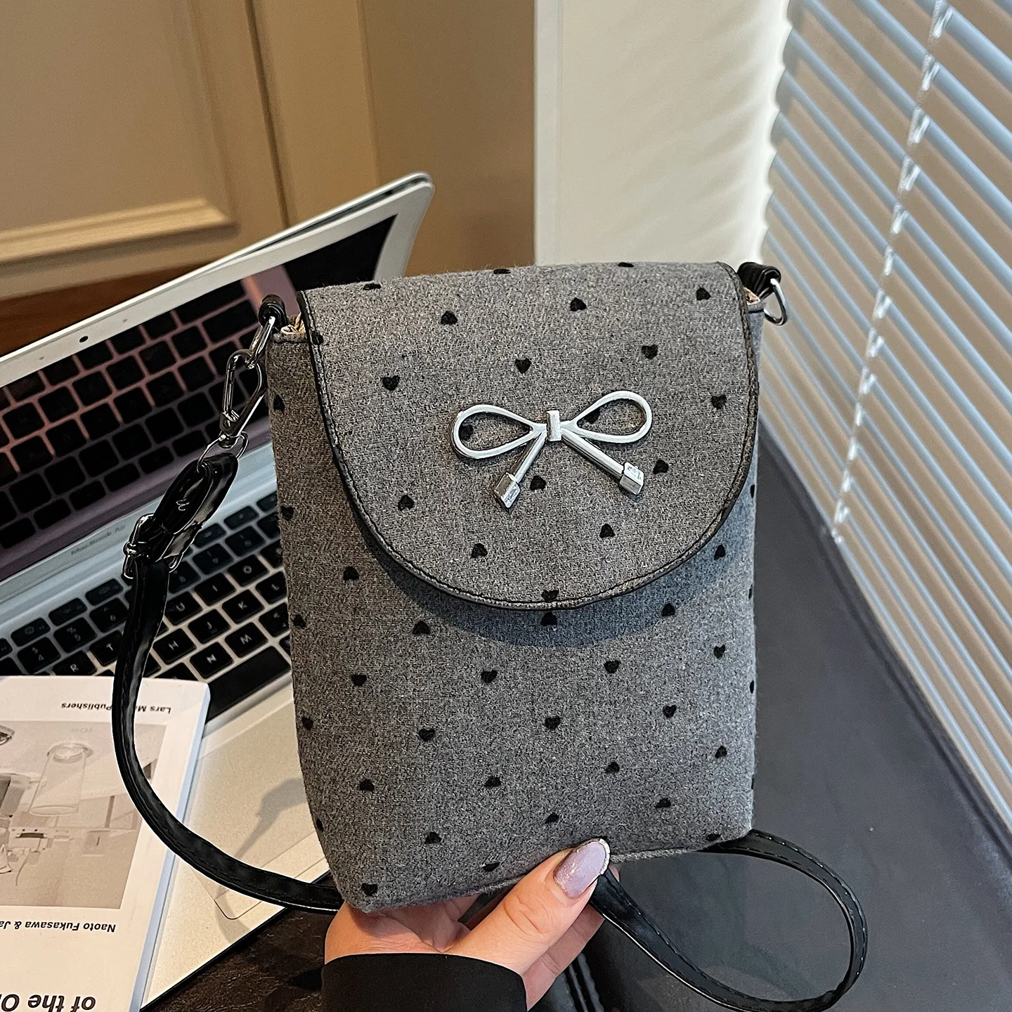 

Модная женская сумка через плечо с узором в горошек, простая городская сумка для мобильного телефона, осенне-зимняя сезонная сумка