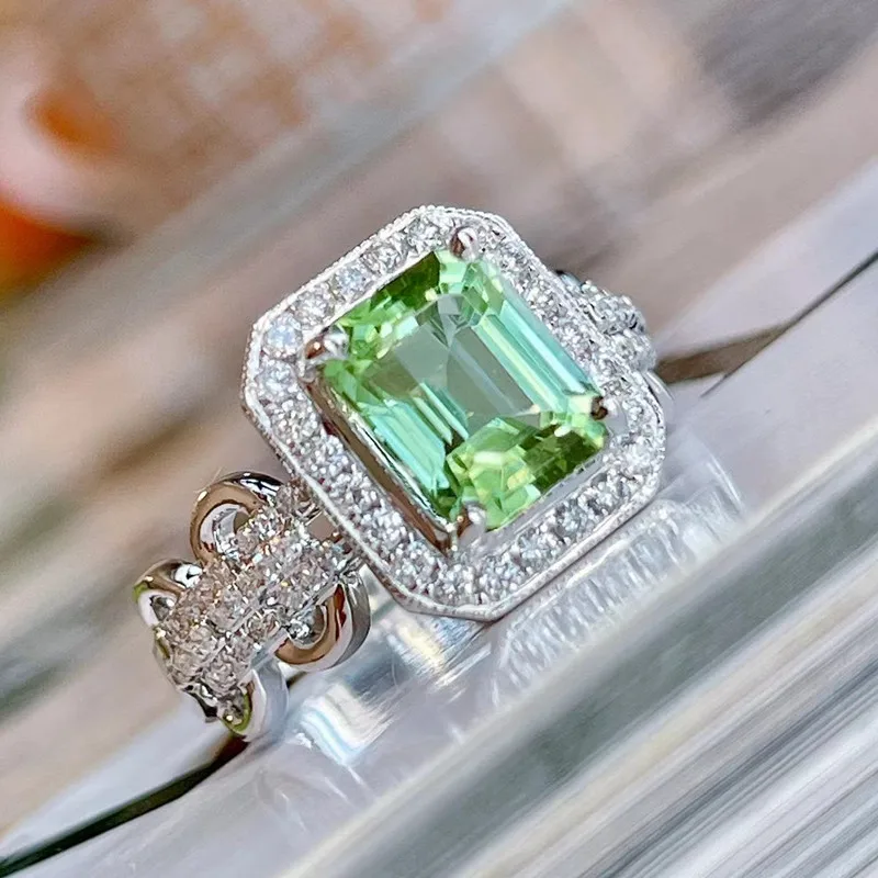 Huitan Fresh Style Green Cubic Zirconia New Rings for Women Temperament Lady's Finger-rings Wedding Party Fashionable Jewelry