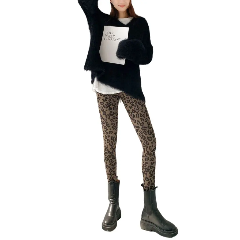 Autumn Winter Velvet Nine-Point Pants Leopard Print Brushed Warm Slimming Hip Lifting Fashionable Base Layer Trousers