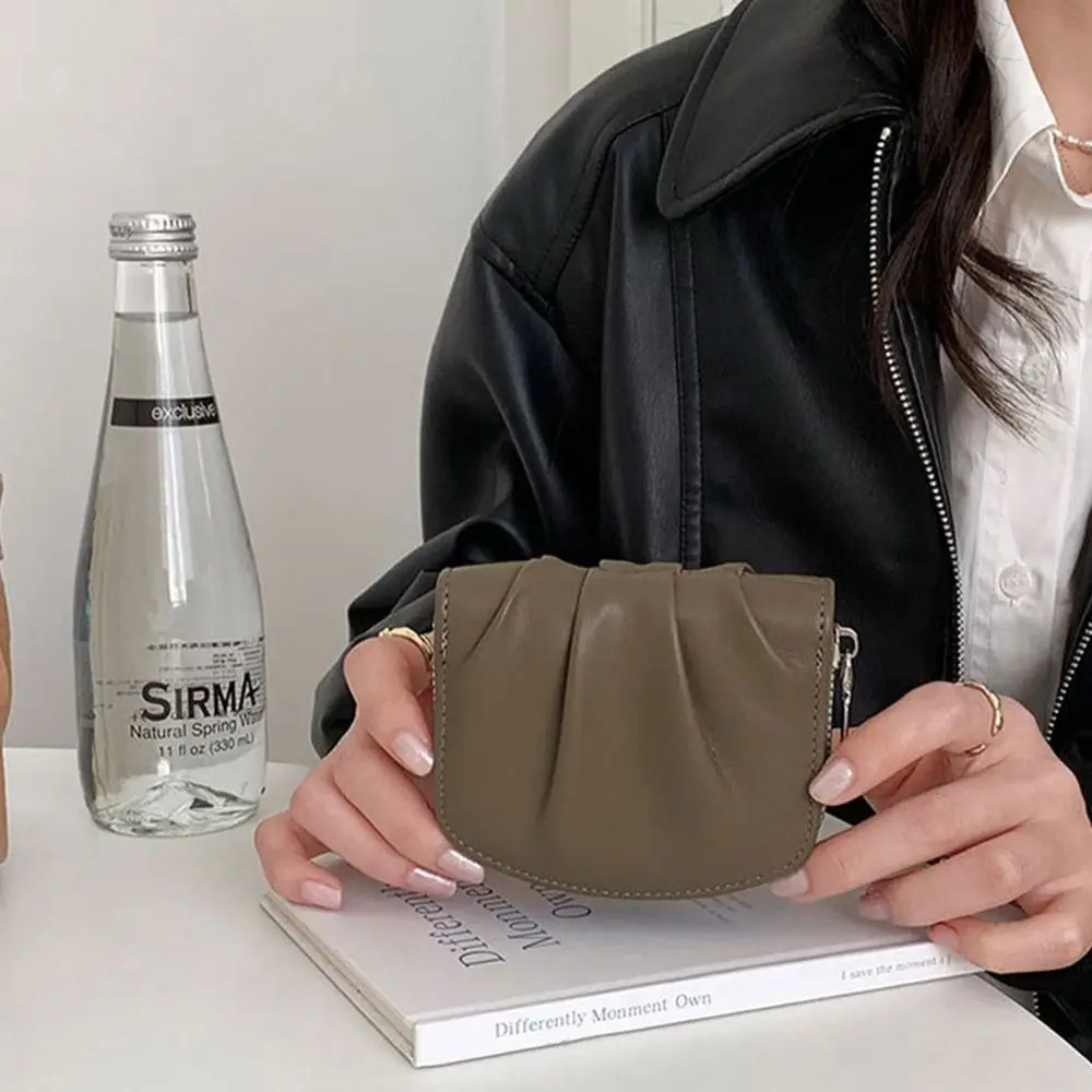 Carteira estilo coreano com zíper, simples plissado PU Praça Coin Purse, titular do cartão, bolsa de embreagem curta, ao ar livre, monocromático