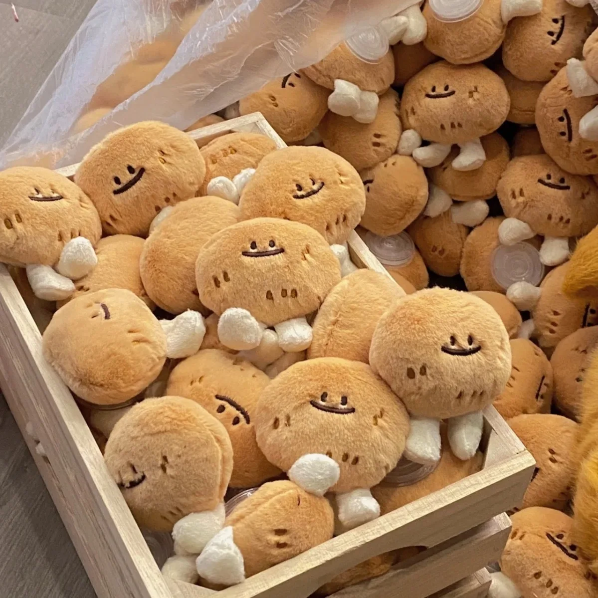 Cartoon piccole patate peluche ciondolo bambola di pezza morbida portachiavi portachiavi per auto zaino borsa decorazione regalo