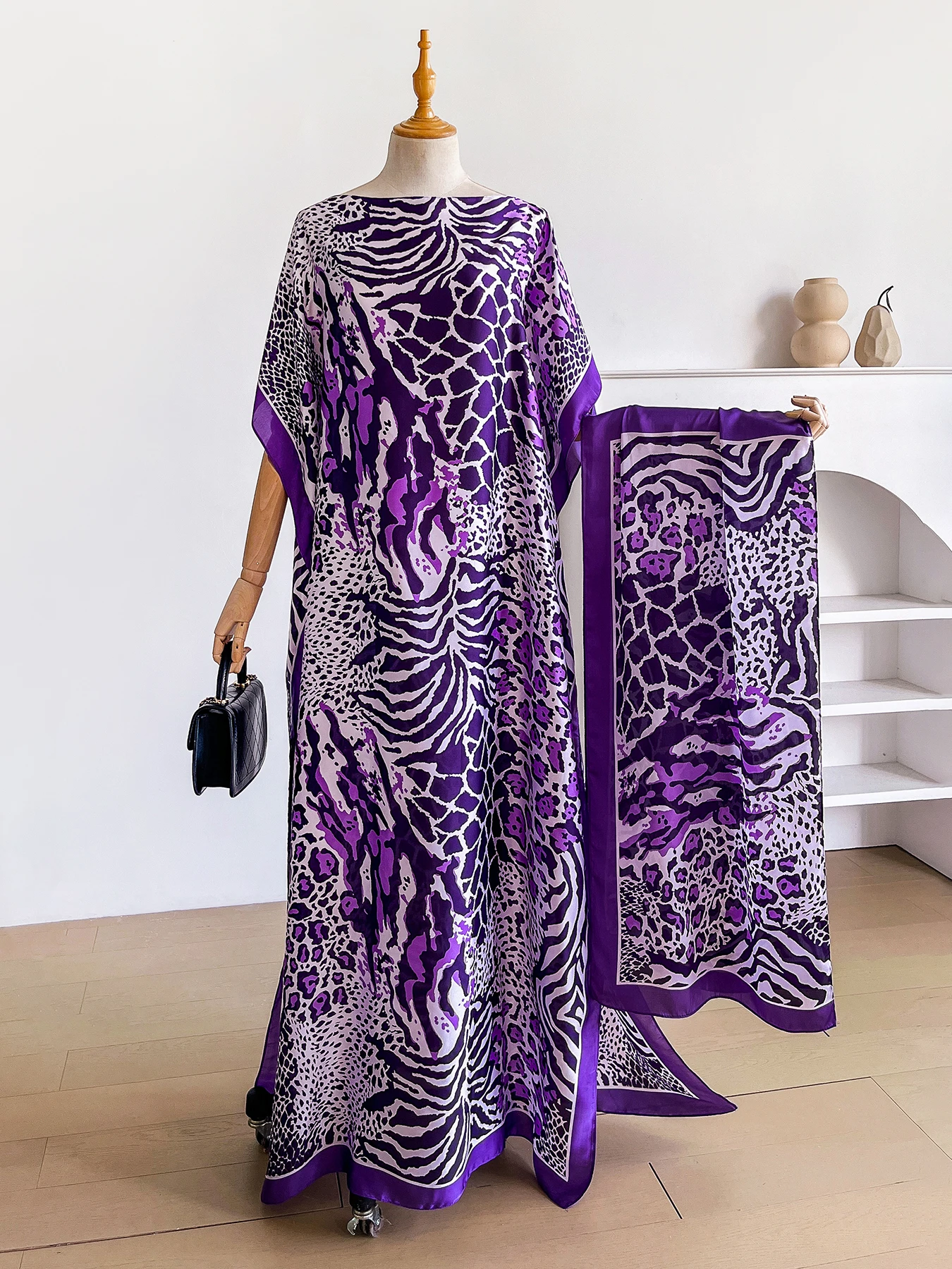 Abaya con estampado animal mixto de Dubái con pañuelo a juego, vestido maxi caftán holgado con cuello barco y manga murciélago para mujeres musulmanas africanas