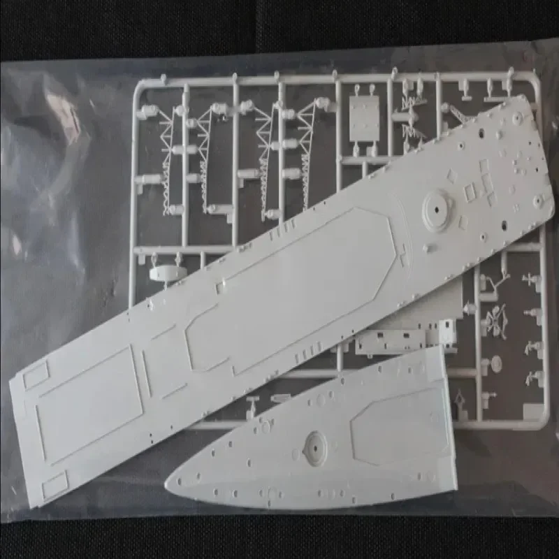 Mini Modelli Hobby 80707 Modello di Nave 1/350 Cacciatorpediniere Missili della Marina Cinese 136/137 3in1 Barca Statica per Modello Militare Hobby FAI DA TE