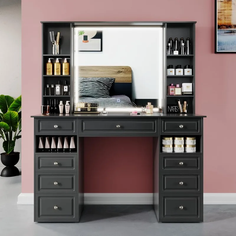 Makeup Vanity with 30