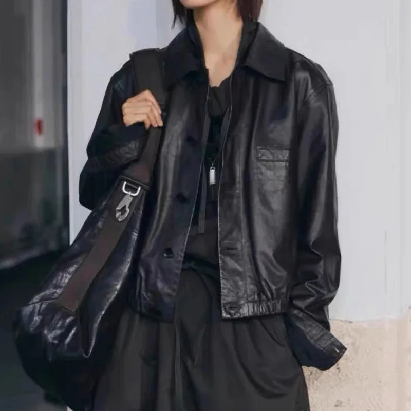 Giacca in pelle cerata a olio avanzata per donna Autunno Inverno Cappotto allentato in vita elastica con collo quadrato in pelle di agnello al 100% femminile