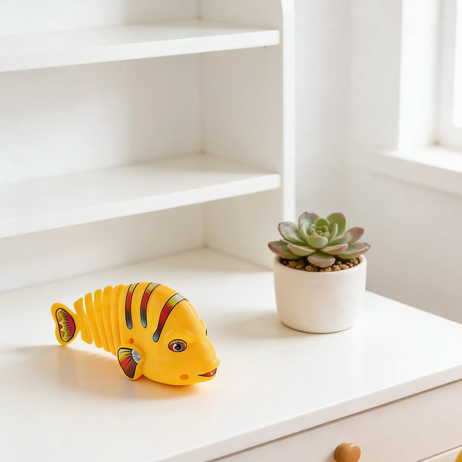 

5 Pcs Fish Shaped Toy Clockwork Toys Small Simulated Fake Swinging Cartoon Wind-up