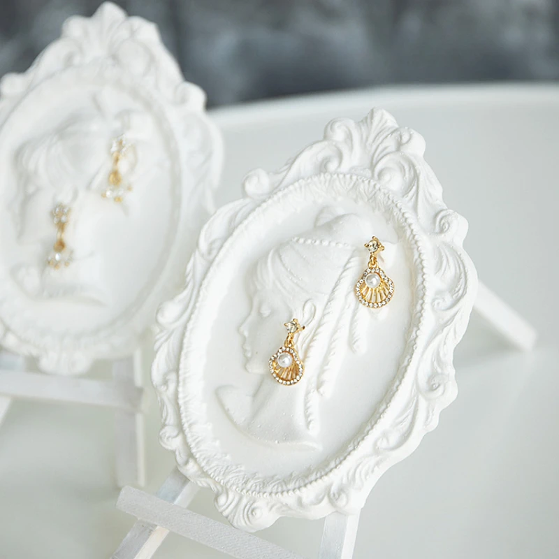 Creative Plaster Pendant Earrings Necklace Display Stand Jewelry Display Shooting Props