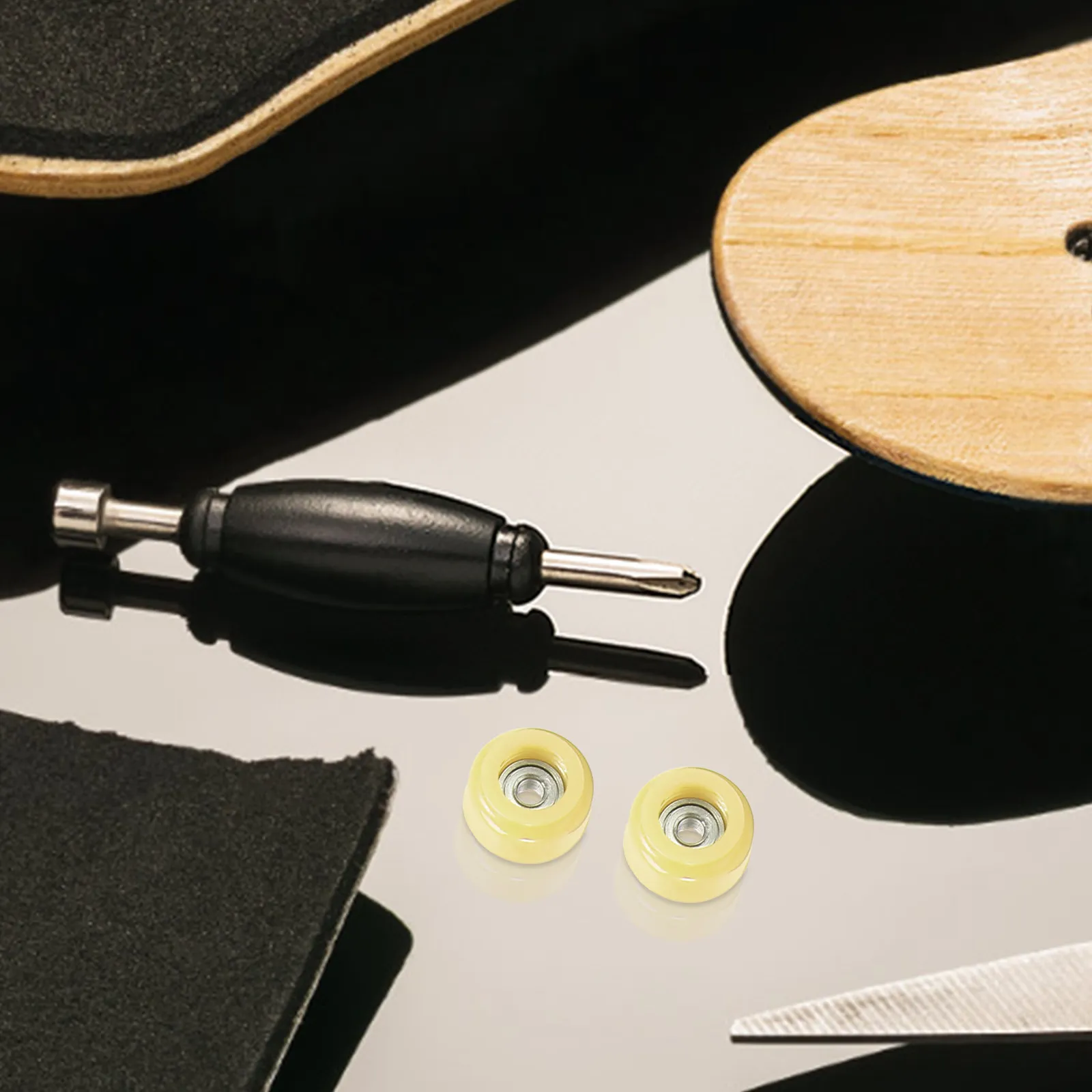 

Набор из 4 мини-скейтбордов для пальцев: компактные, легкие, имитирующие движение пальцев, для снятия стресса, развивающие, спортивный подарок