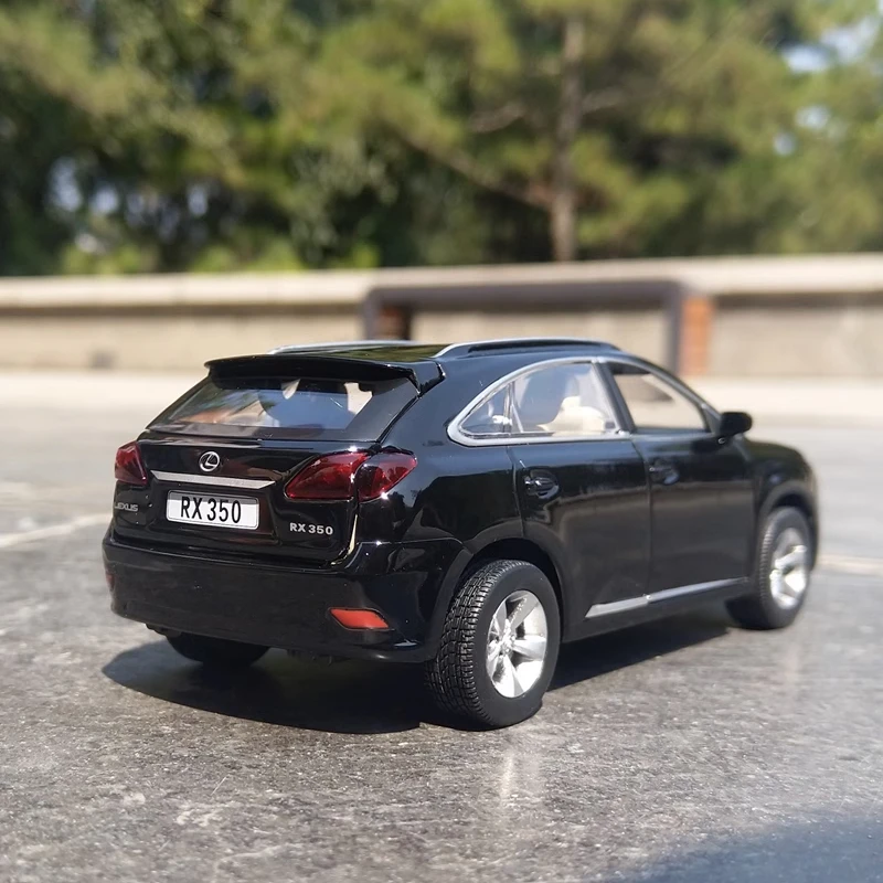 1:32 LEXUS RX350 SUV Alloy Car Model Diecasts Metal Toy Car Model Simulation Sound and Light Collection Childrens Gift F147