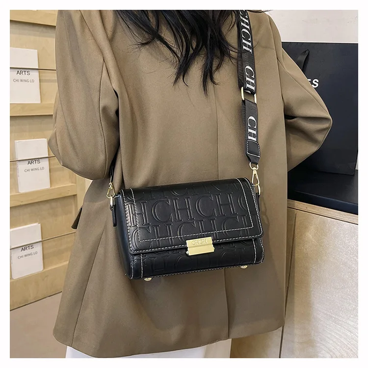 CHCH Women's New High end, Fashionable, Multicolor, Versatile, Small and Small Square Bag with One Shoulder Oblique Straddle Bag