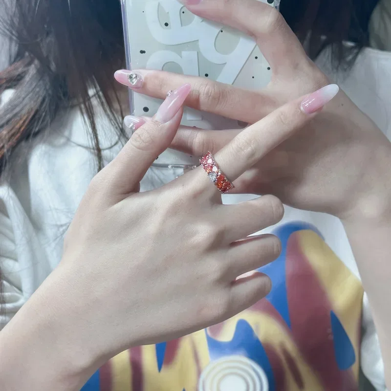 

MDL Moissanit1 style niche imperial sister high feeling ring 18k plated radiant heart-shaped row ring rosebud pink ring