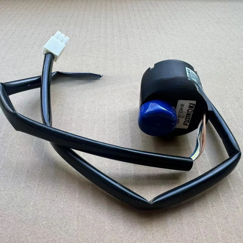 部品は、新しいダイキンセントラルエアコンダクトマシンの内部機器電子膨張弁コイルebmに適しています。