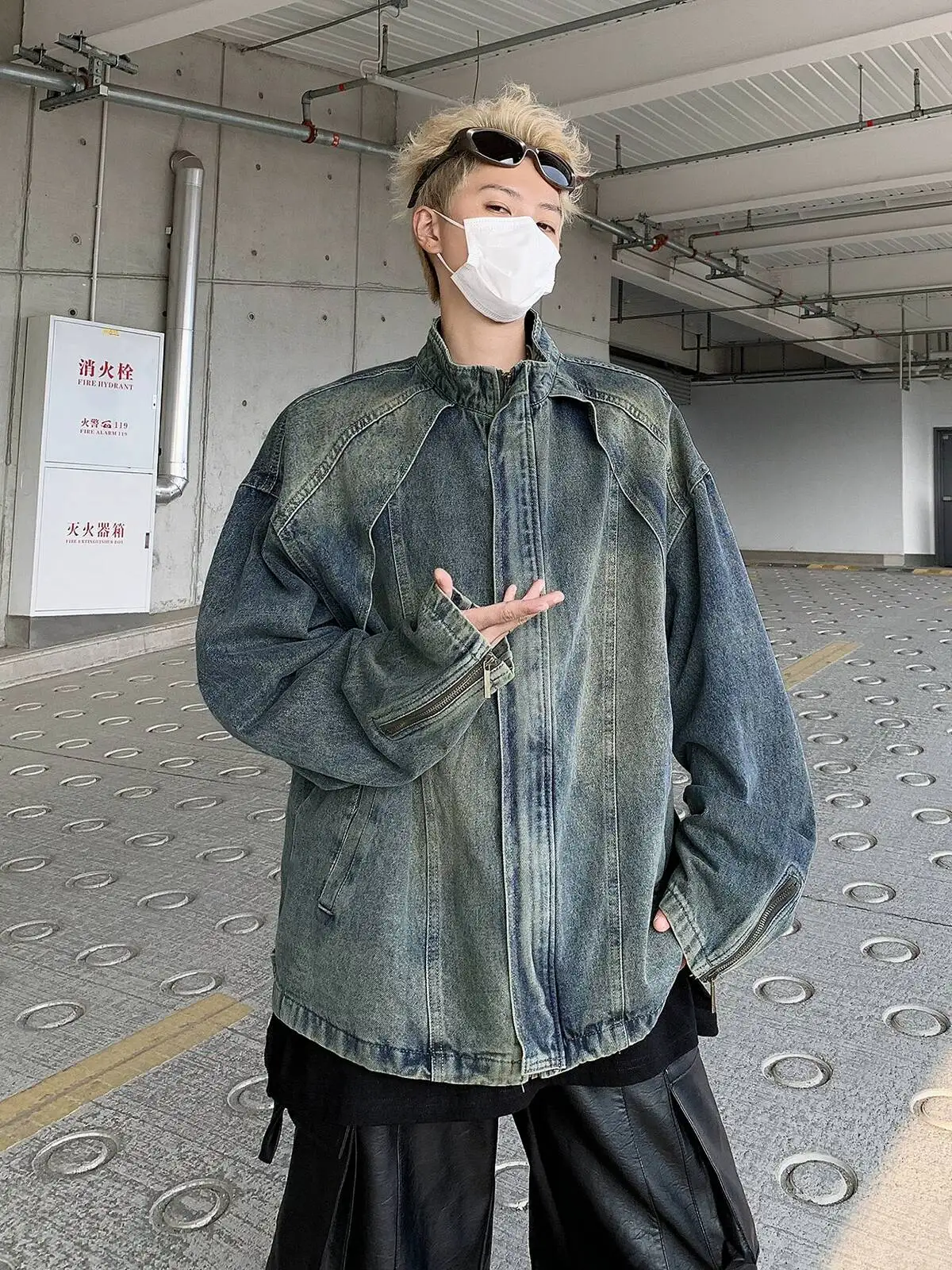 Image 5: Veste en jean pour homme 2026 – Nouvelle veste en jean déstructurée épaisse pour homme, coupe ample, style rétro américain, col montant, fermeture éclair, manteau d'extérieur