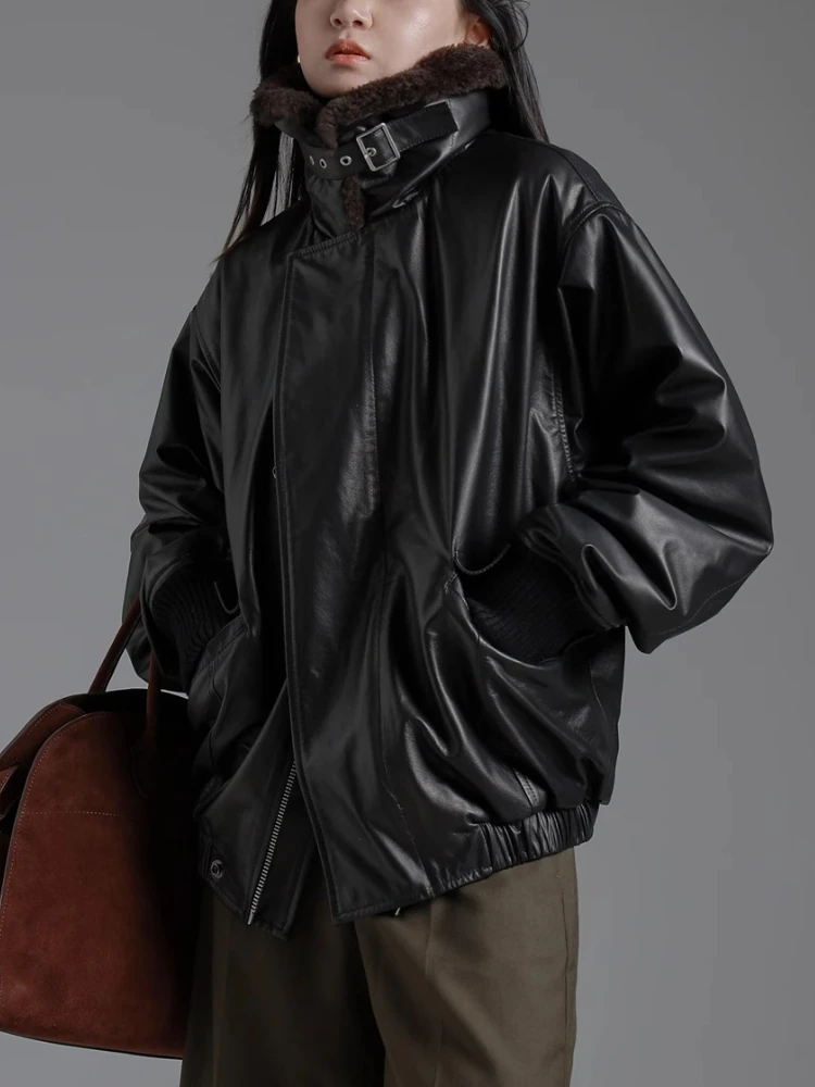 Vintage ของแท้หนังรถจักรยานยนต์แจ็คเก็ตผู้หญิงฤดูใบไม้ร่วงฤดูหนาว High-end Real Lamb Fur Collar วัวหนัง Quilted Coat