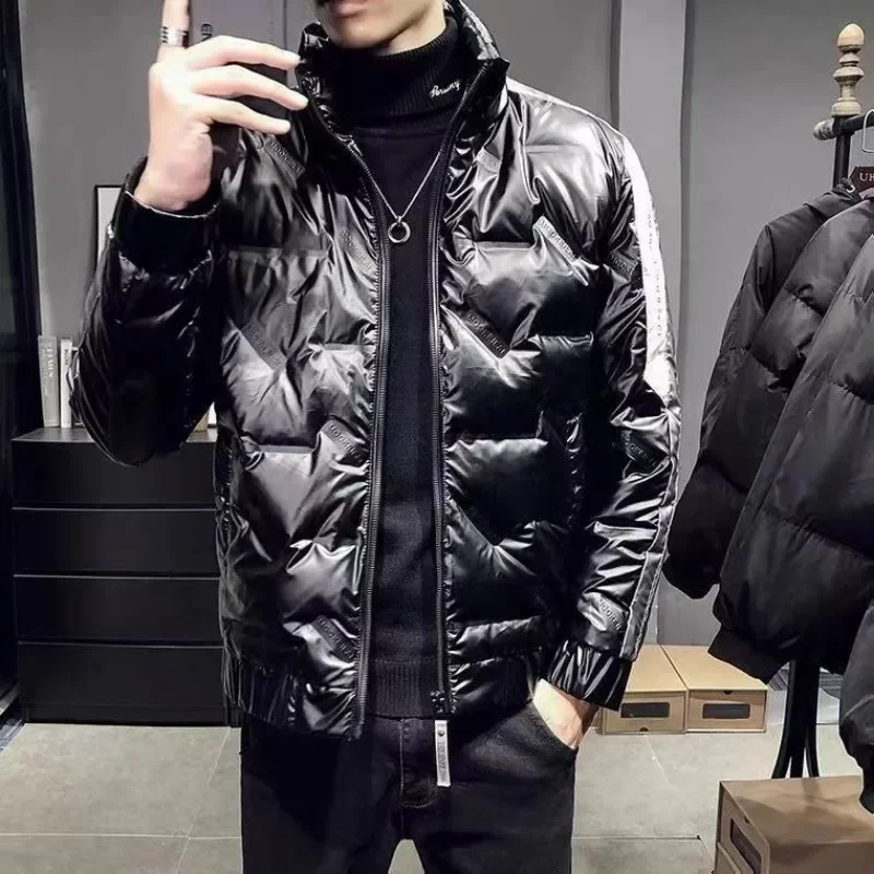 Parkas Short Men\'s Down Jacket Padding Male Padded Coats Warm Clothes Hot Winter 2024 Outerwear 2024 Lightweight Youth Quilted