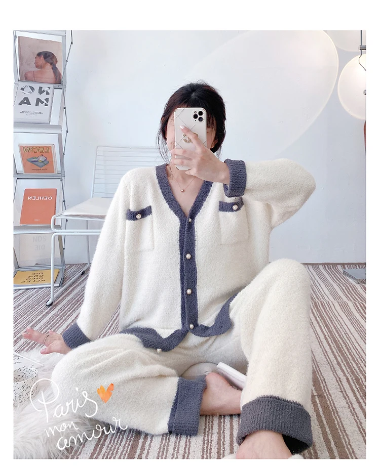

Ladies' Single-Sided Fleece Gold Thread Tweed Two-Piece Set for Autumn and Winter